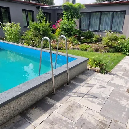 Relax Pod Javorem Apartmán Kladno