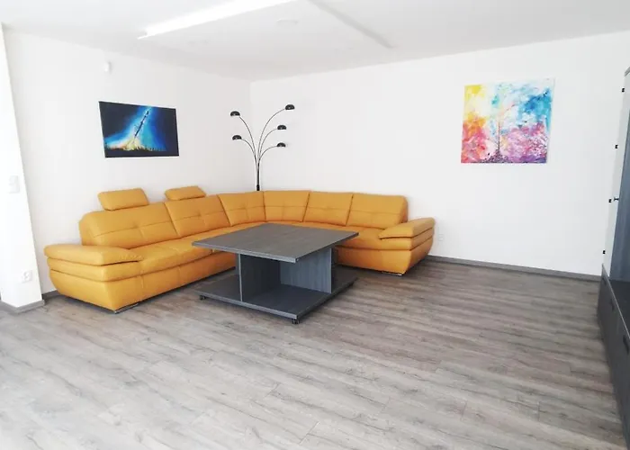 Relax Pod Javorem Appartement *